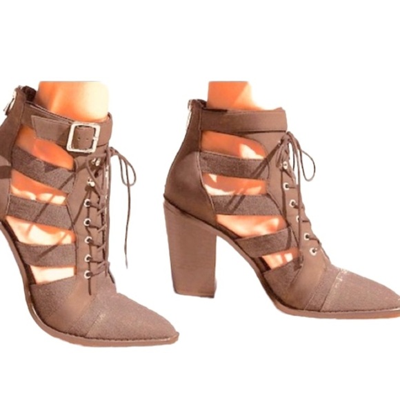 Free People Cameilla Vegan Lace-Up‎ Cut-Out Boots - Picture 3 of 11